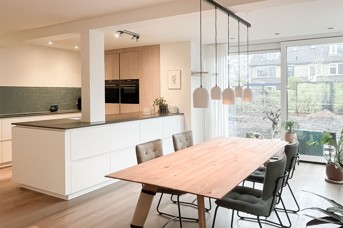 Keukenontwerp met aanbouw en schuifpui in Amersfoort