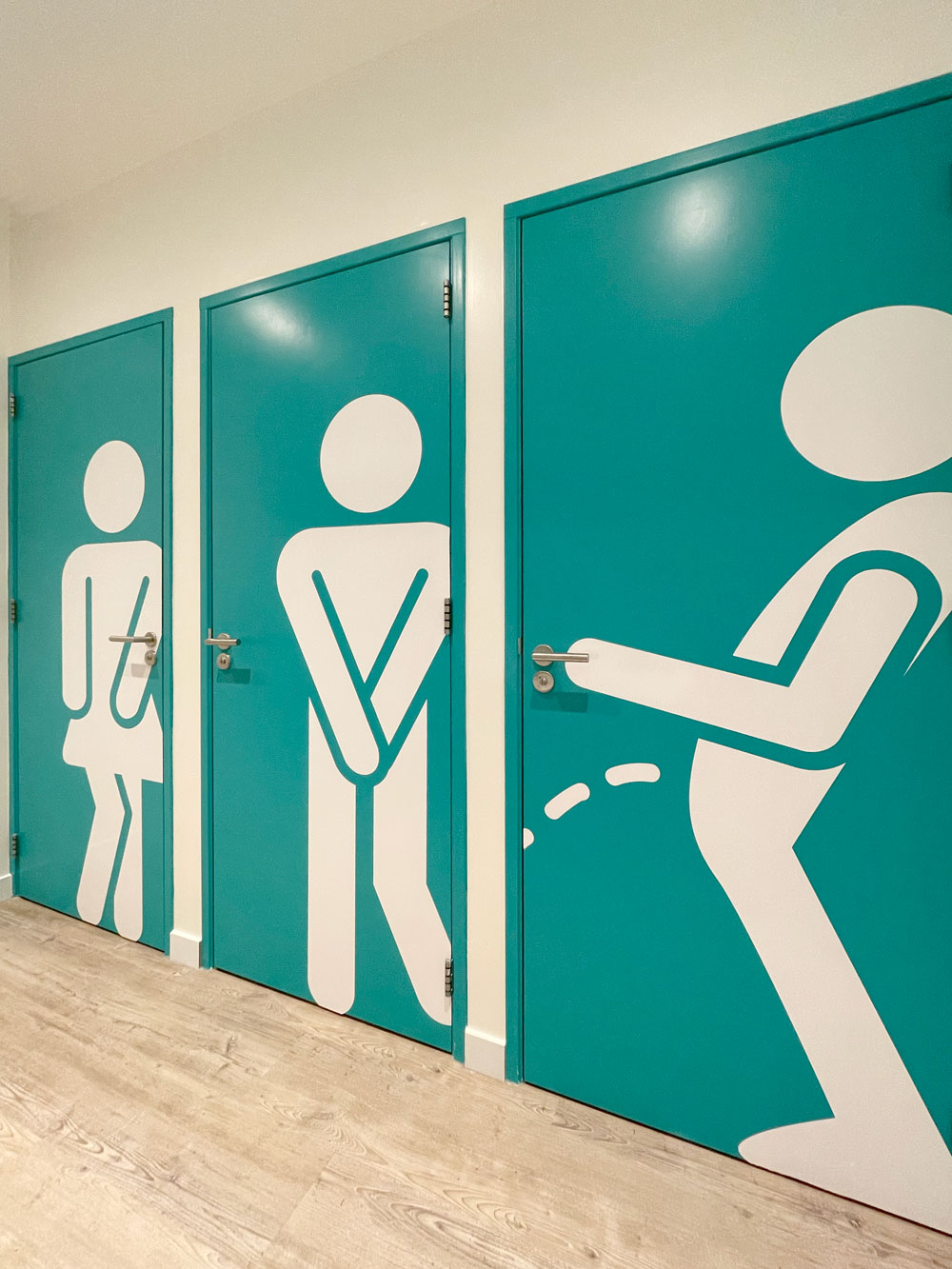 Huisstijl moderne kantoorinrichting uitzendbureau Select - conceptontwerp in werkomgeving