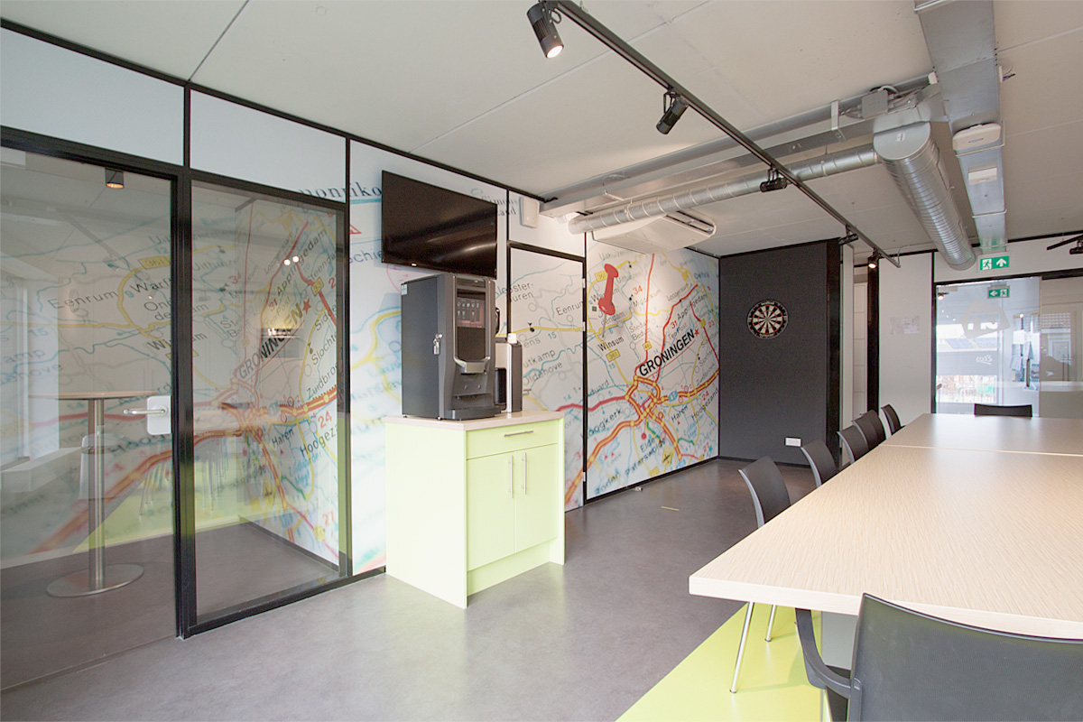 Moderne bedrijfskantine inrichting