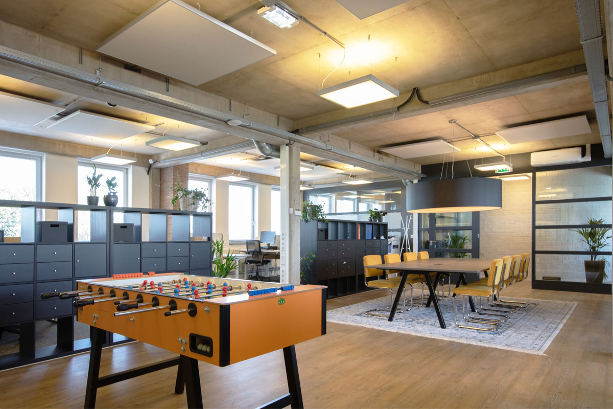 Industriële kantoorinrichting flexibele werkplek