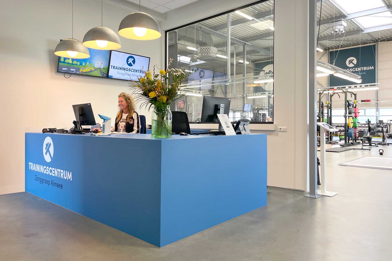 Inrichting fysiotherapiepraktijk Almere ontvangstruimte