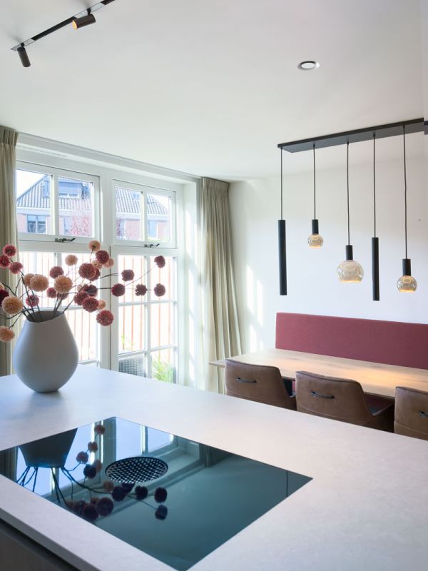 Luxe interieur met kast op maat in woning Houten, Utrecht