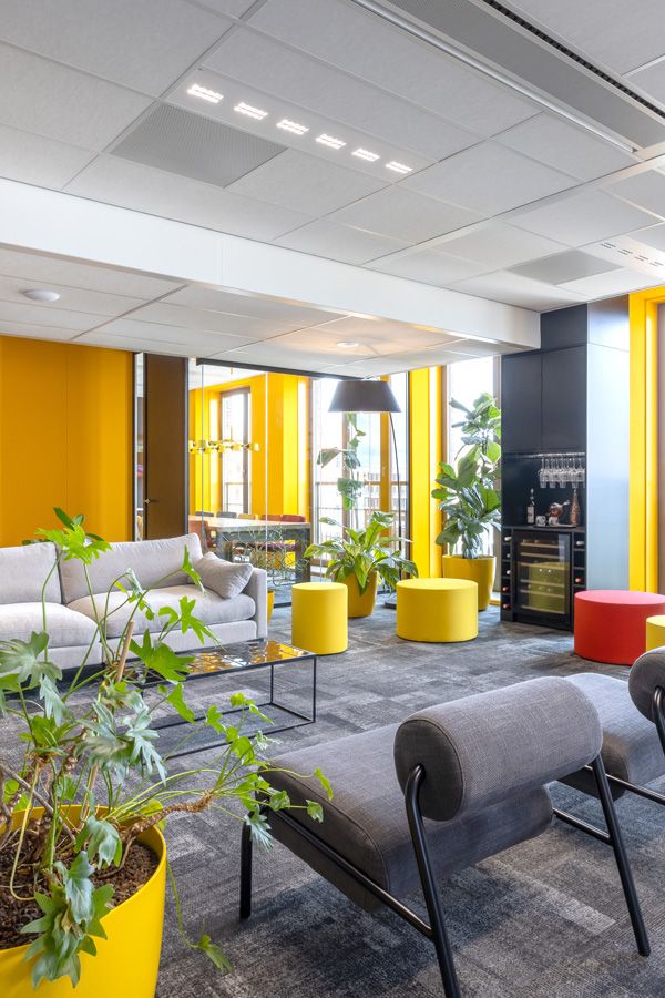 Kantoorinrichting VIP Utrecht - inrichting werkplek