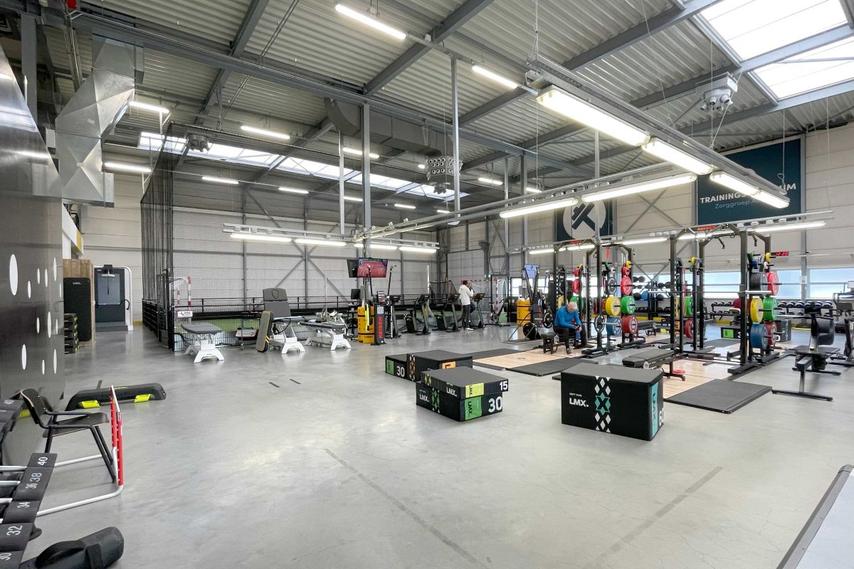 Inrichting fysiotherapiepraktijk Almere sporthal
