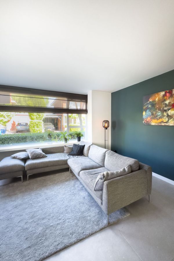 Interieuradvies Amersfoort voor woonkamer met maatwerk en kleurInterieuradvies op maat met keukeneiland als centraal middelpunt van de woning.