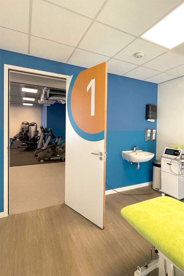 Behandelkamer inrichting fysiopraktijk door interieurarchitect Utrecht Houten