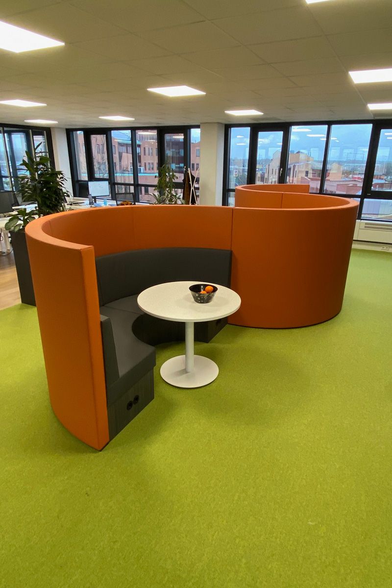 Maatwerk meubel ontwerp voor kantoorinrichting in Utrecht 